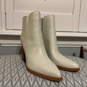 Marc Fisher LTD Ivory Oshay Pointed Toe Bootie - NEVER WORN - NEW OUT OF BOX